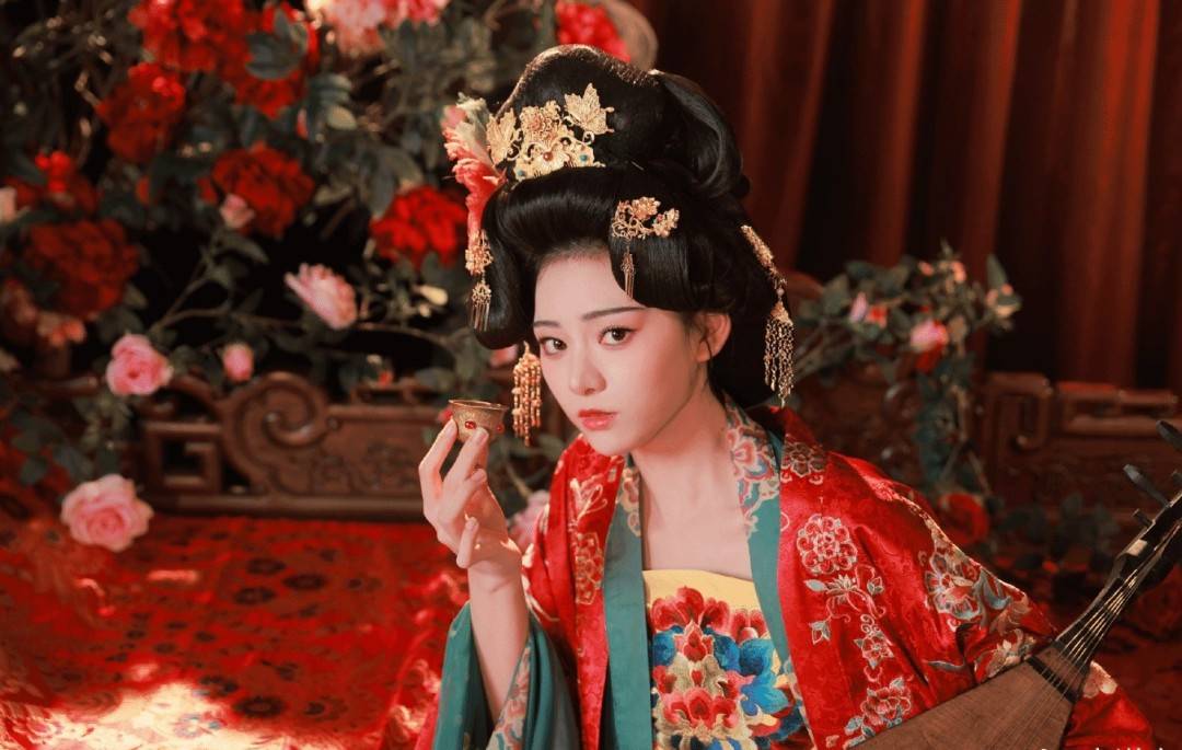 1765757827_809476_jpg_r 1765757827_809476_jpg_r